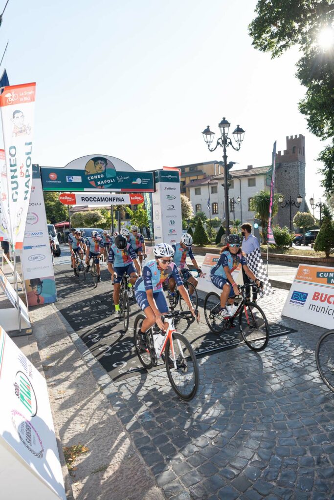 CuneoNapoli-20-verticali-05 CuneoNapoli-20-verticali-05